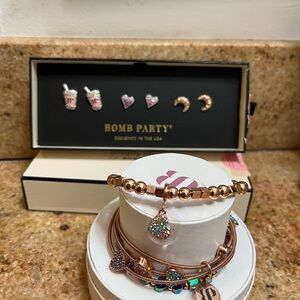 Bomb Party Matching Heart Set With Hearts on Fire Stack & Love you a Latte Studs